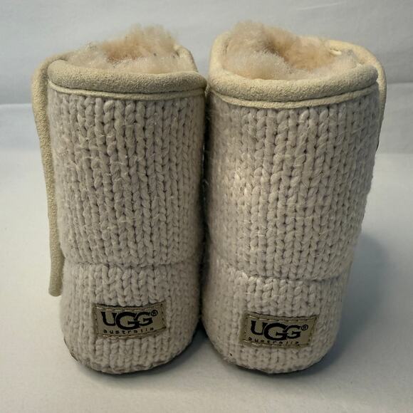 UGG Baby Booties Size 2/3 Beige Knit Shearling Lined Warm Cozy Fall Winter Prep - Picture 3 of 14